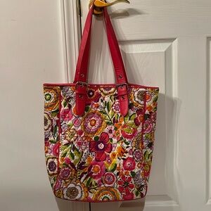 Vera Bradley tote Floral Clementine pattern